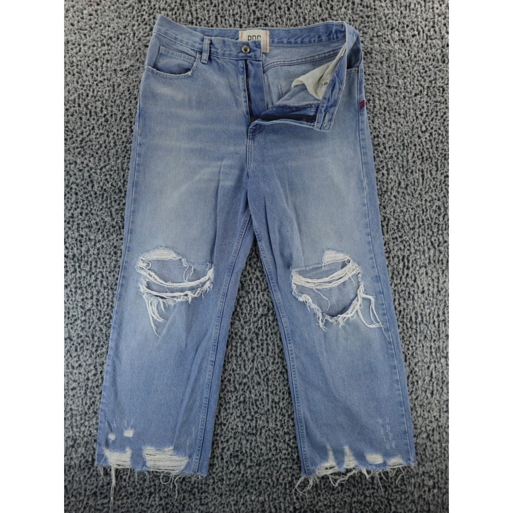 BDG Urban Outfitters Baggy Fit Light Wash Distressed Crop Jeans Women's Size 32
